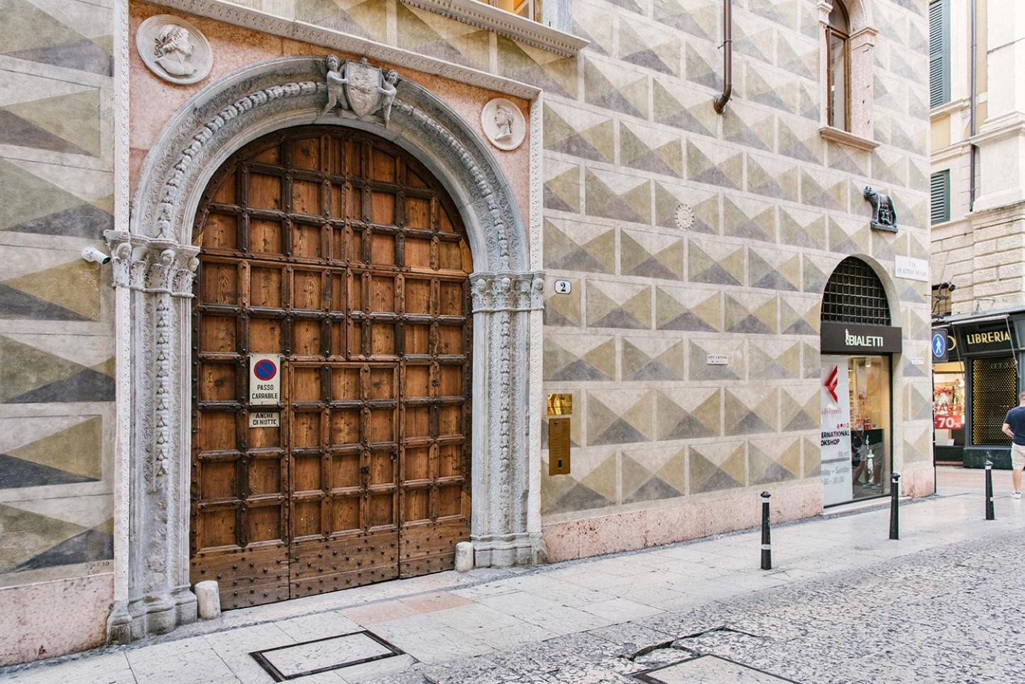 Palazzo Confalonieri Da Lisca 베로나 외부 사진